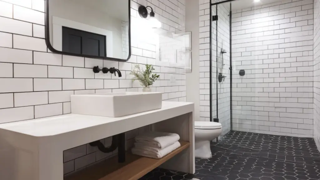 Minimalist Black and White Bathroom Decor Inspiration for a Sleek, Timeless Space